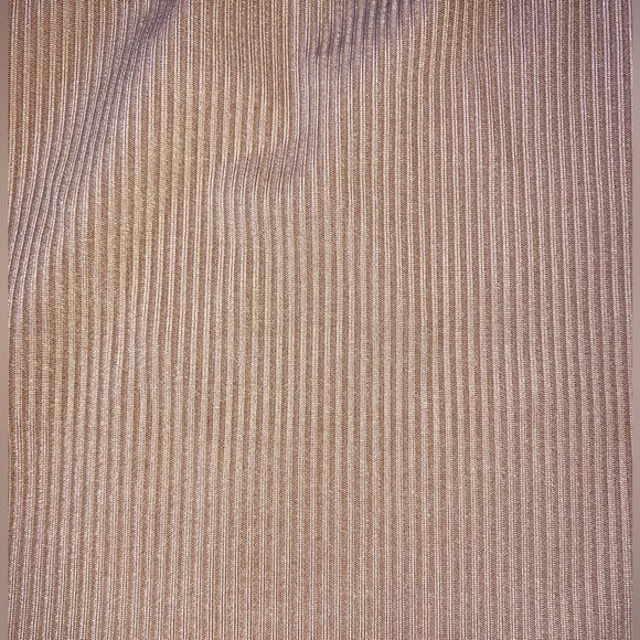 Shein Tan Ribbed V-Neck Cropped Tank Top - Picture 4 of 5